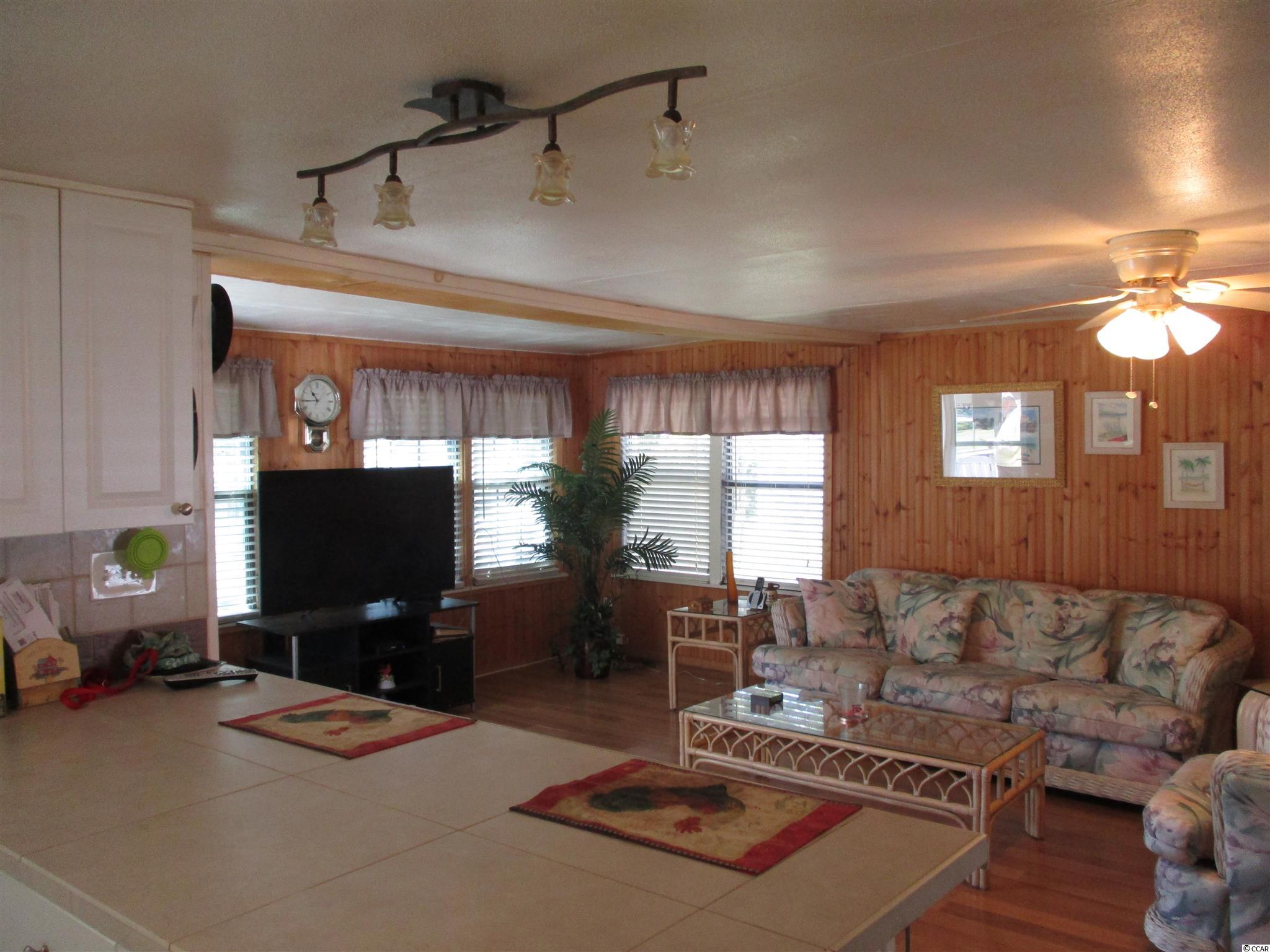 35 Crooked Island Circle Murrells Inlet, SC 29576 - Photo 15 of 25 Gallery Image 15