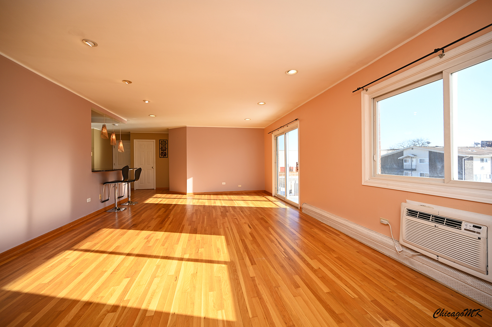 8824 Jody Lane, Unit 2G Des Plaines, IL 60016 - Photo 4 of 38