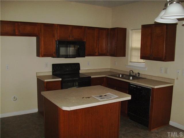 2216 Persimmon Ridge Drive Raleigh, NC 27604 - Photo 5 of 8