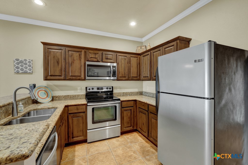 1247 Gruene Road, Unit 203 New Braunfels, TX 78130 - Photo 6 of 44