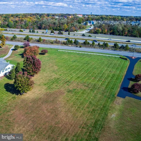 a view of an outdoor space