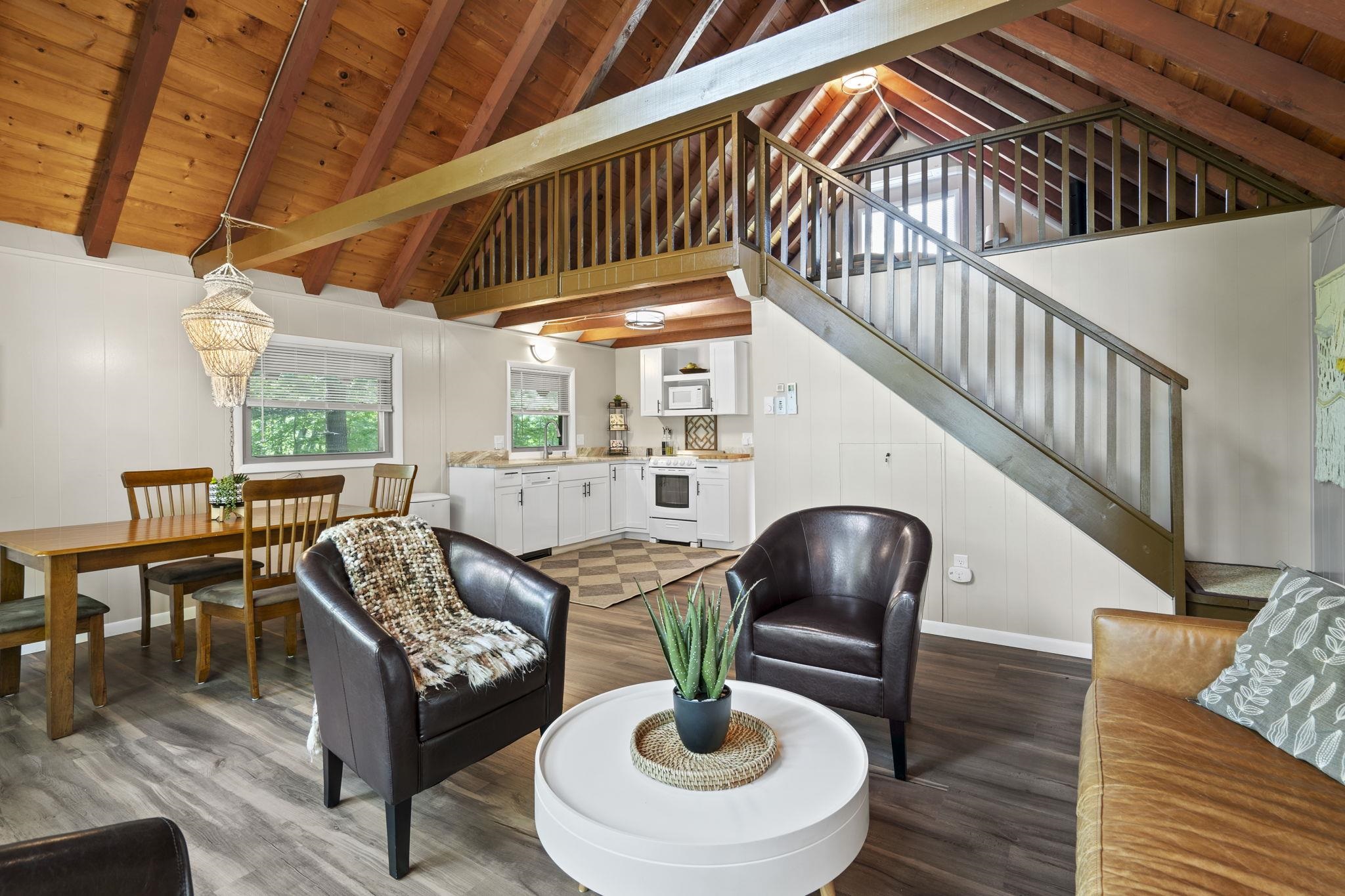6255 Dyer Road South Boardman, MI 49680 - Photo 4 of 31