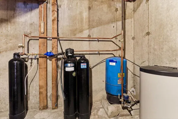 $399,900 | 59 Vanner Road, Washington, ME 04574