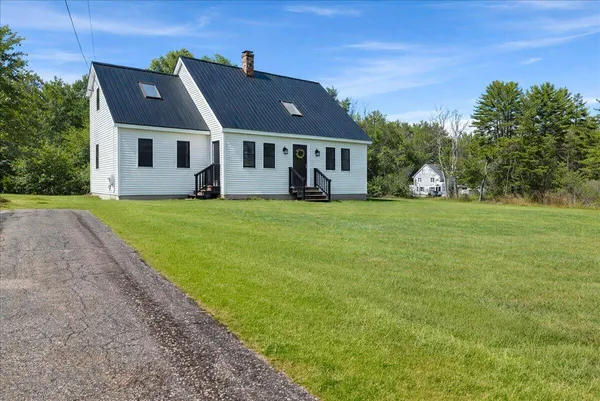 $399,900 | 59 Vanner Road, Washington, ME 04574