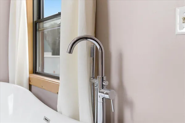 $439,000 | 59 Vanner Road, Washington, ME 04574