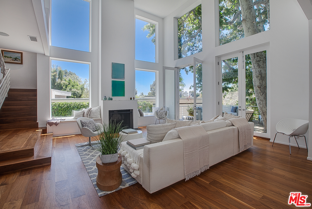 556 Dryad Road Santa Monica, CA 90402 - Photo 5 of 46 Gallery Image 5