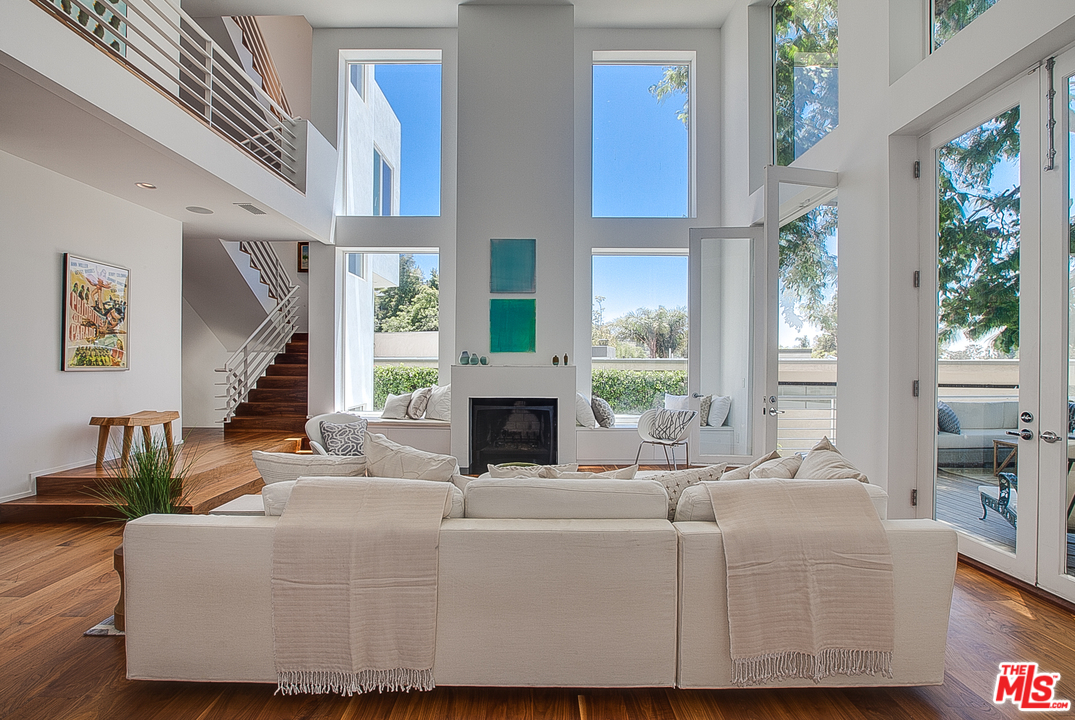 556 Dryad Road Santa Monica, CA 90402 - Photo 6 of 46 Gallery Image 6
