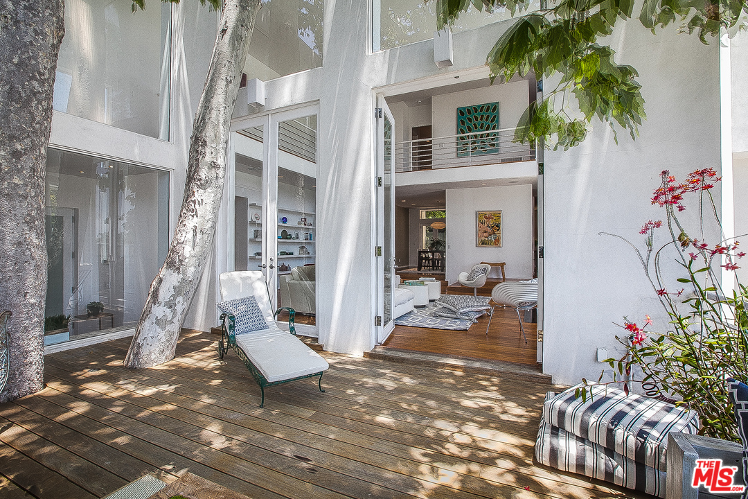 556 Dryad Road Santa Monica, CA 90402 - Photo 9 of 46 Gallery Image 9