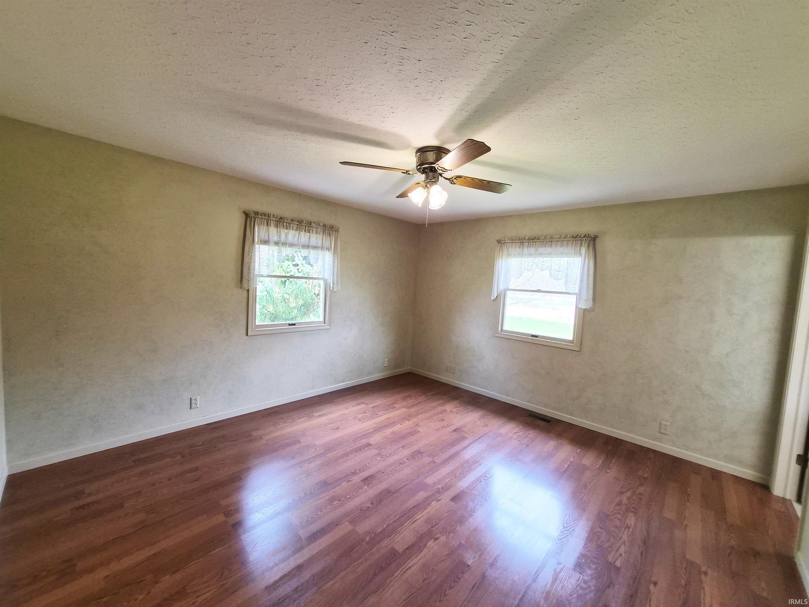 8506 East Ryerson Road Pierceton, IN 46562 - Photo 12 of 36