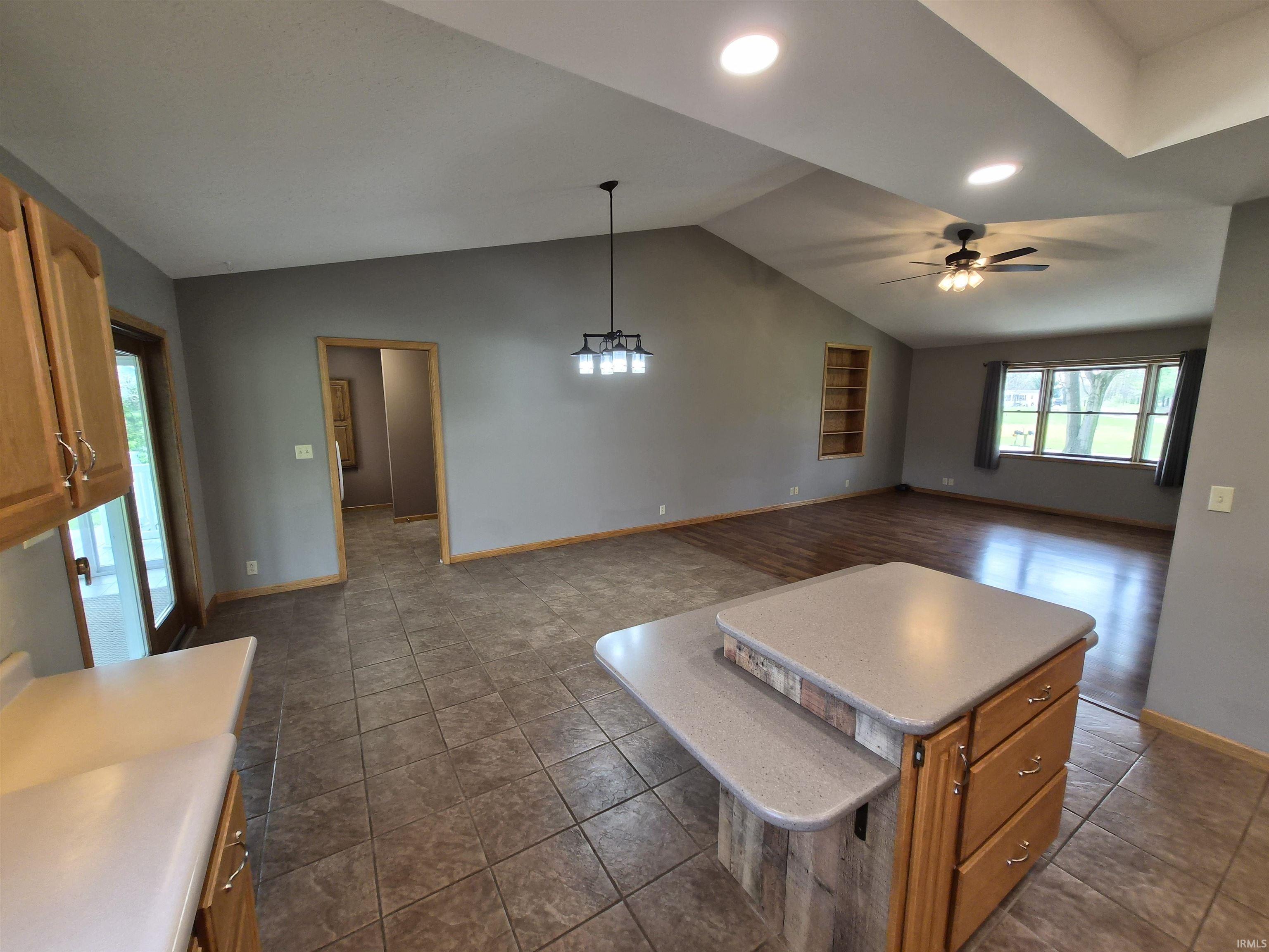 8506 East Ryerson Road Pierceton, IN 46562 - Photo 7 of 36