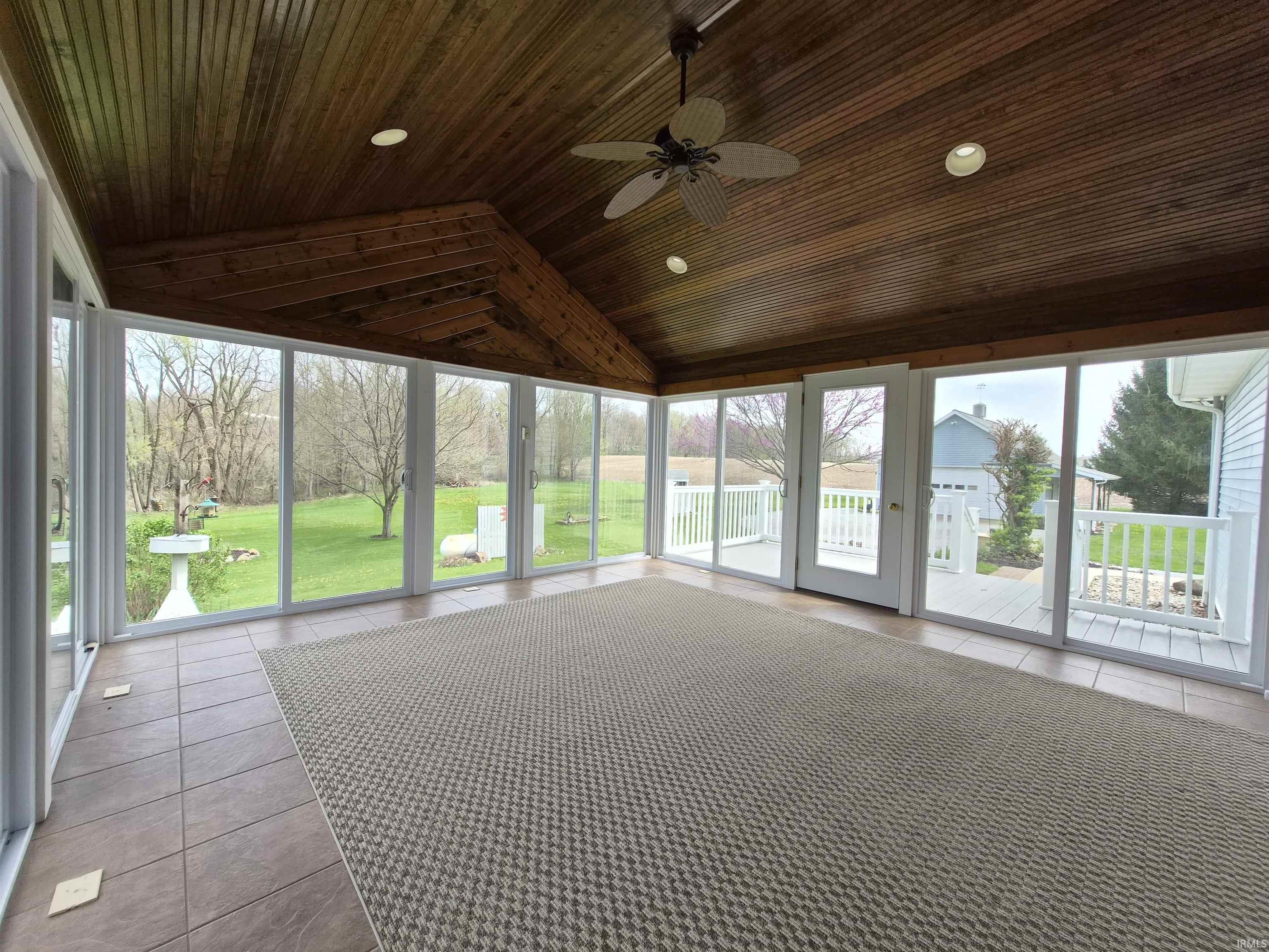 8506 East Ryerson Road Pierceton, IN 46562 - Photo 9 of 36