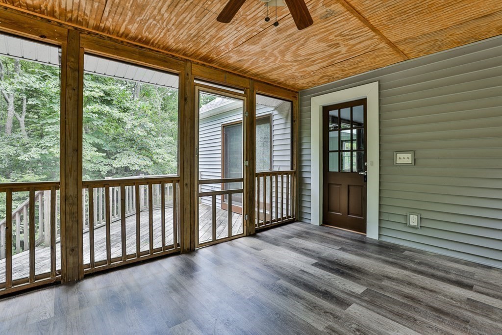 537 Main Street Boxford, MA 01921 - Photo 38 of 41