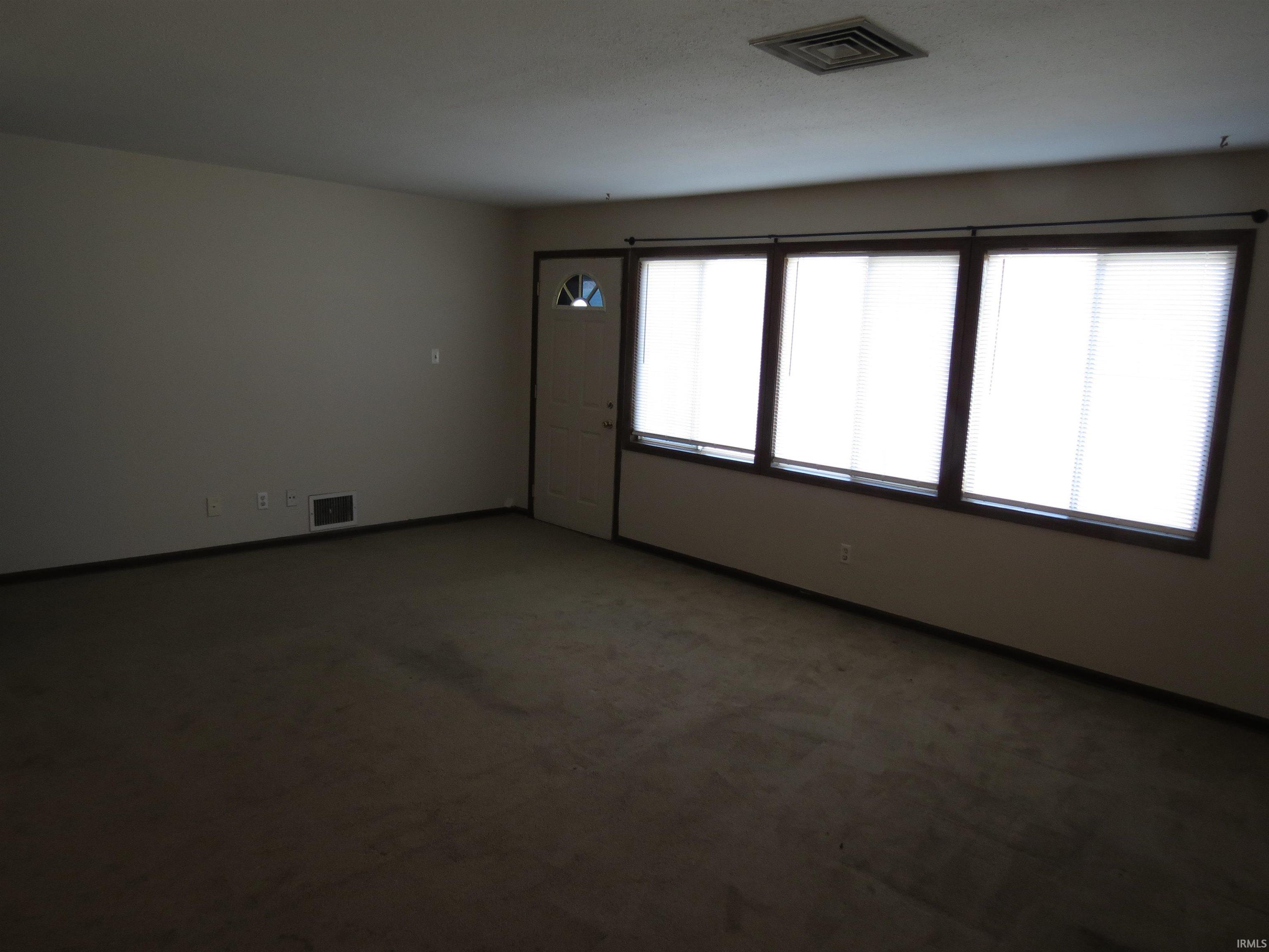 2102 Cannon Circle Peru, IN 46970 - Photo 3 of 12