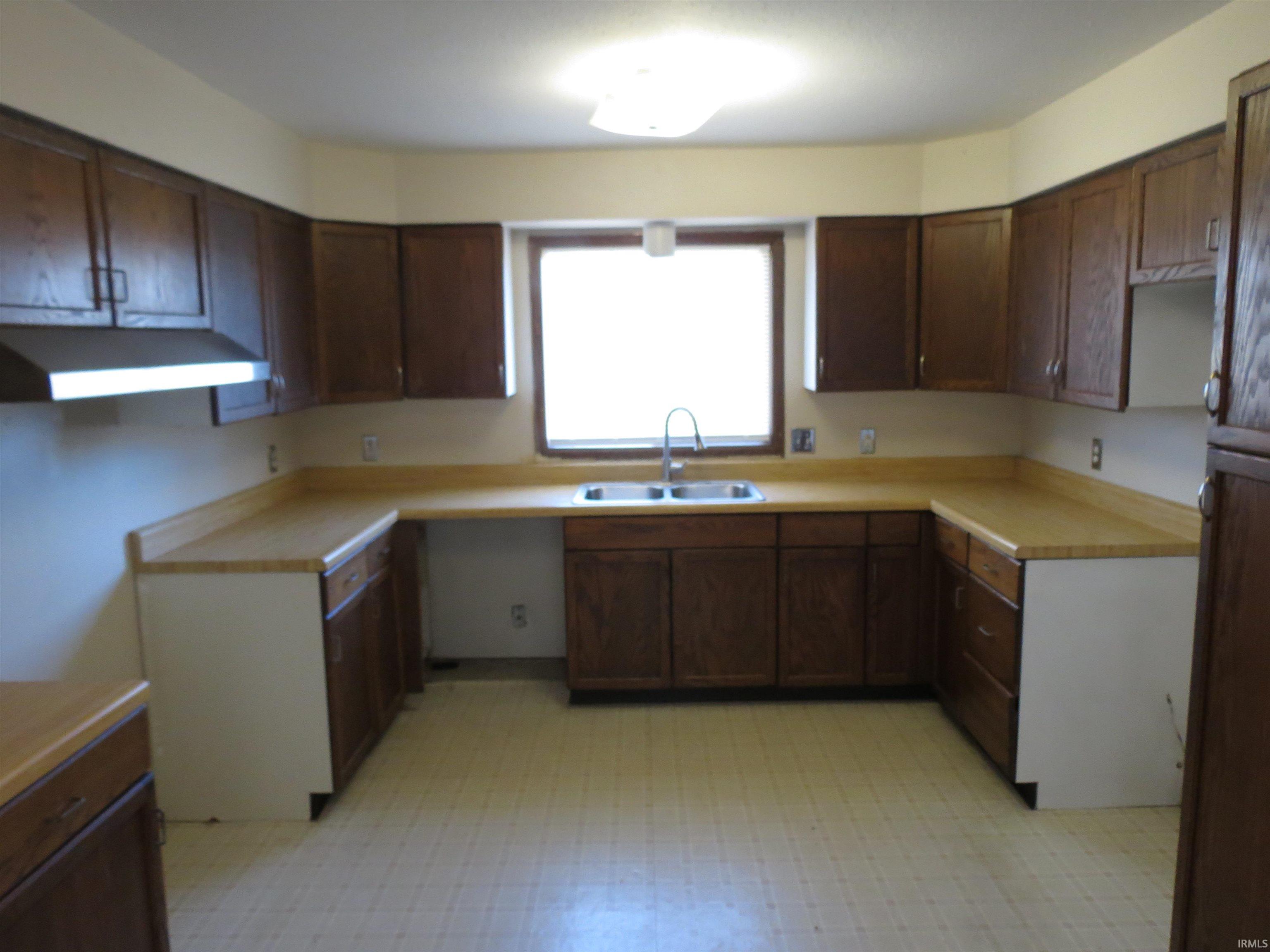 2102 Cannon Circle Peru, IN 46970 - Photo 6 of 12