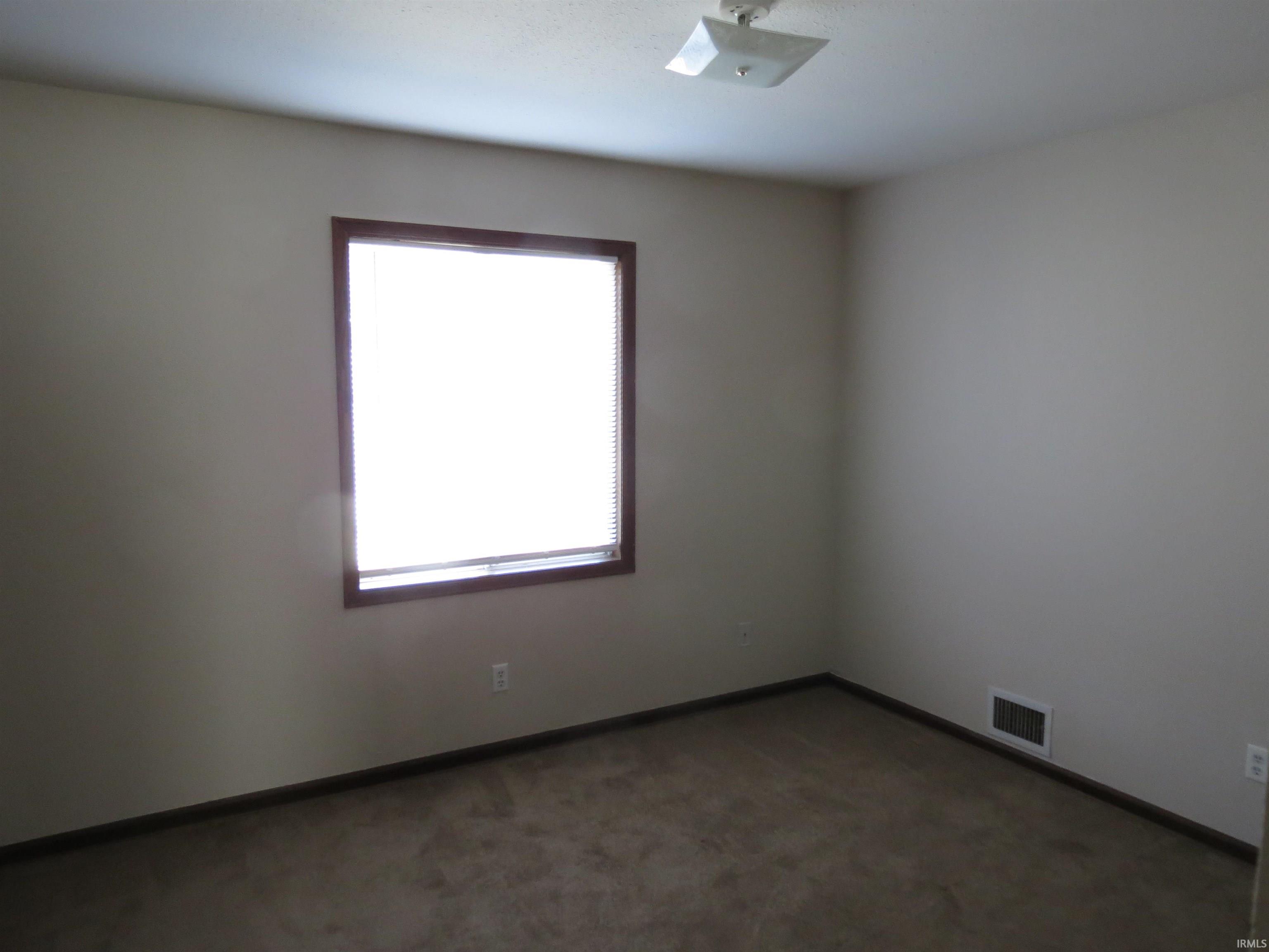 2102 Cannon Circle Peru, IN 46970 - Photo 8 of 12