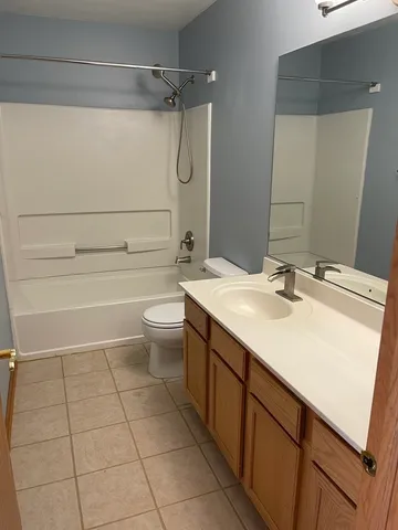 $2,475 | 2617 Carrolwood Road, Unit 2617, Naperville, IL 60540