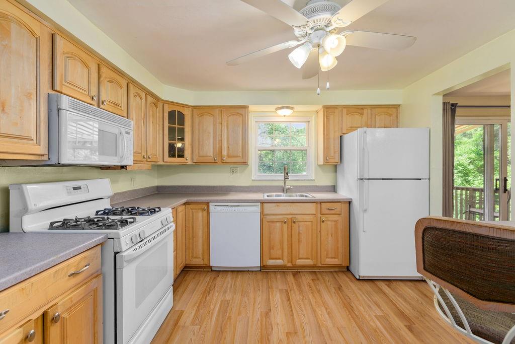 411 Walnut Road Pittsburgh, PA 15202 - Photo 7 of 23 Gallery Image 7
