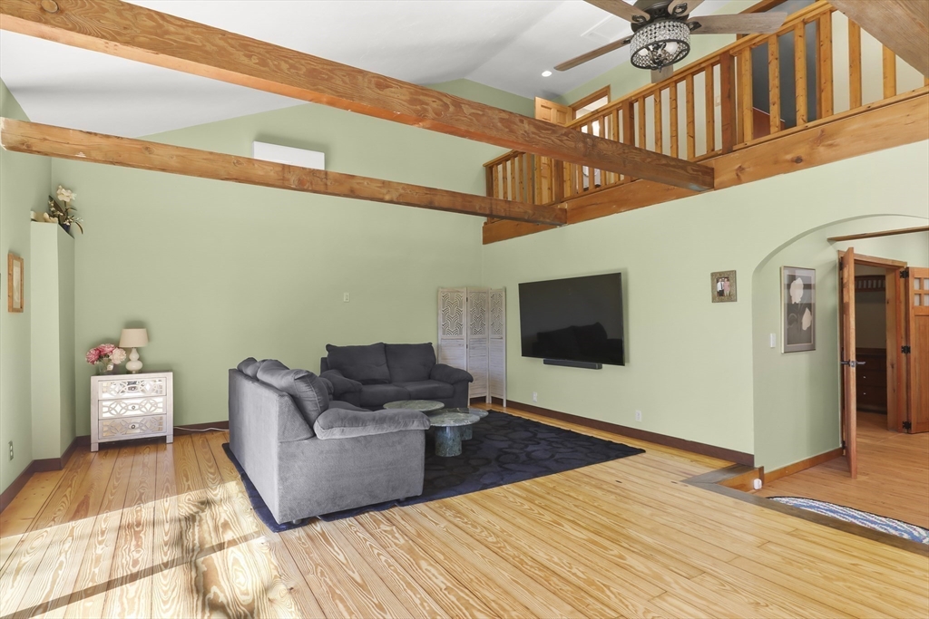 92 Carver Road Plymouth, MA 02360 - Photo 17 of 32