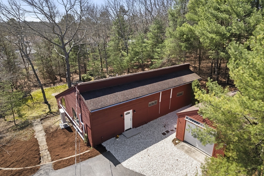 92 Carver Road Plymouth, MA 02360 - Photo 3 of 32