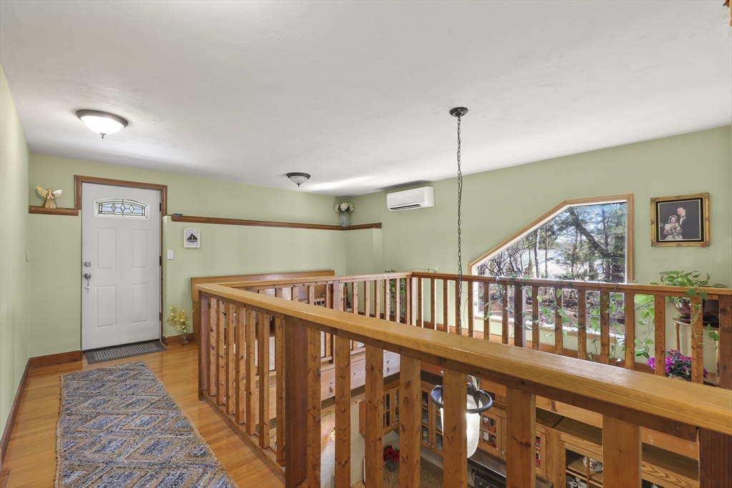 92 Carver Road Plymouth, MA 02360 - Photo 4 of 32