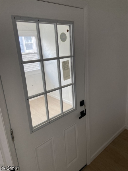 271 Valley Road Clark, NJ 07066 - Photo 5 of 16