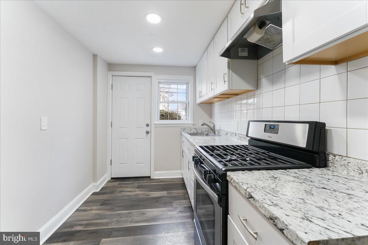 4039 Redden Road Drexel Hill, PA 19026 - Photo 3 of 27 Kitchen 1st floor