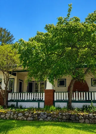 $699,900 | 380 Albion Street, Wakefield, MA 01880