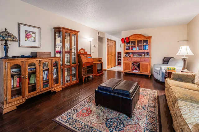 $279,900 | 1309 Lauderdale Place, Onalaska, WI 54650