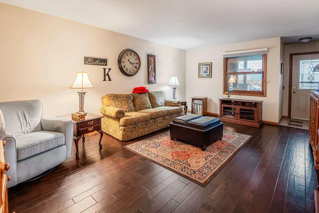 $279,900 | 1309 Lauderdale Place, Onalaska, WI 54650