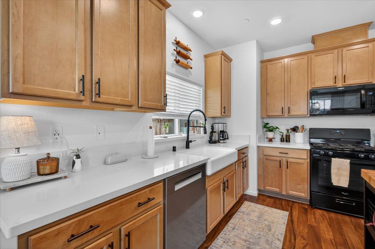 2119 North Applegate Avenue Fresno, CA 93737 - Photo 14 of 54