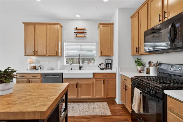 $485,000 | 2119 North Applegate Avenue, Fresno, CA 93737