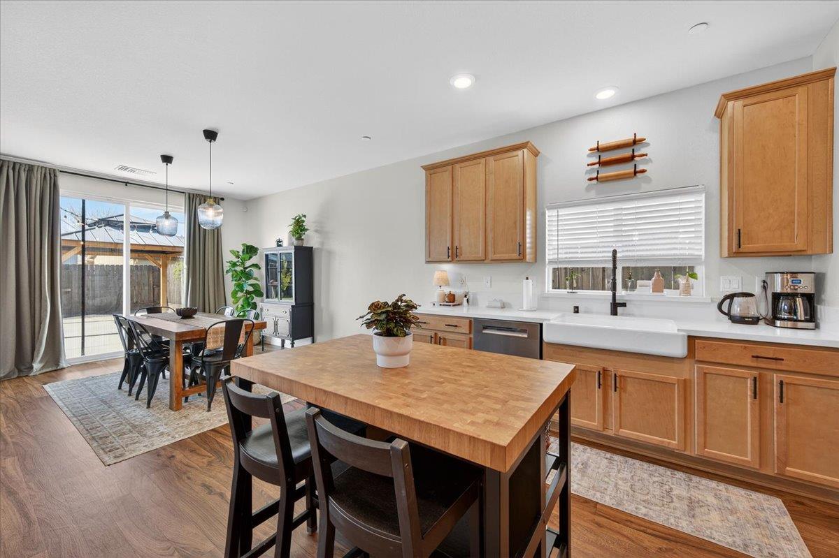 2119 North Applegate Avenue Fresno, CA 93737 - Photo 18 of 54