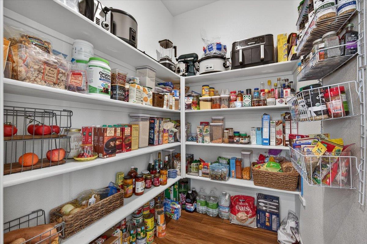 2119 North Applegate Avenue Fresno, CA 93737 - Photo 20 of 54