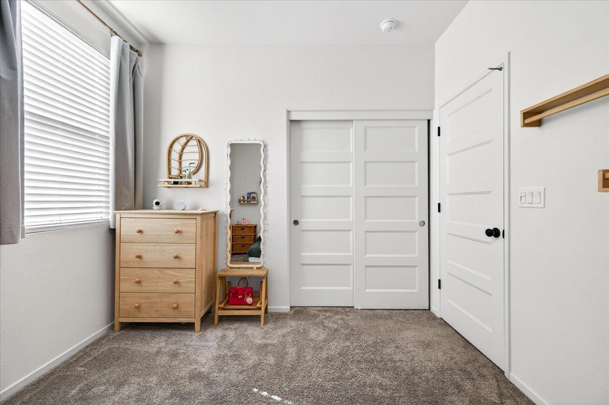 2119 North Applegate Avenue Fresno, CA 93737 - Photo 26 of 54