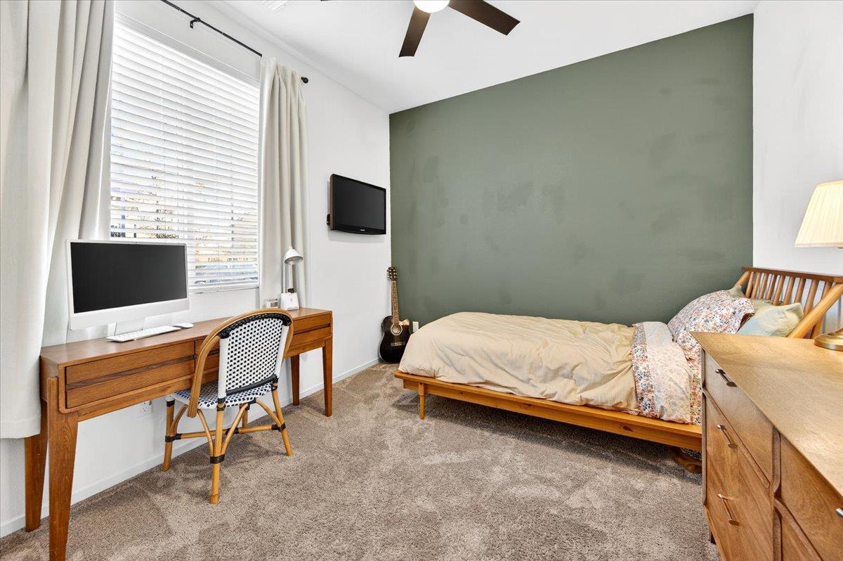 2119 North Applegate Avenue Fresno, CA 93737 - Photo 31 of 54