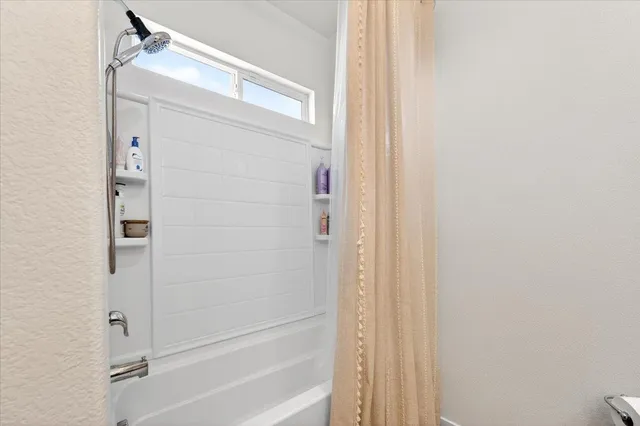 $485,000 | 2119 North Applegate Avenue, Fresno, CA 93737