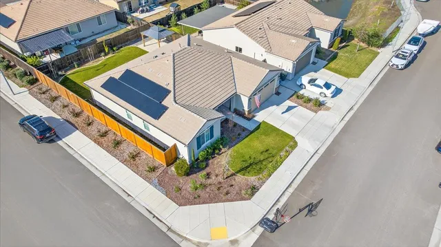 $485,000 | 2119 North Applegate Avenue, Fresno, CA 93737