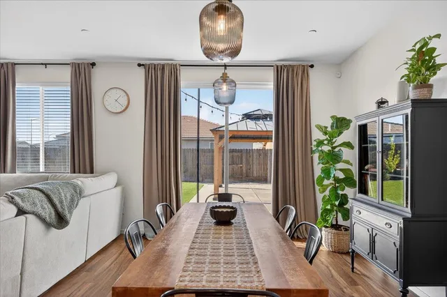 $485,000 | 2119 North Applegate Avenue, Fresno, CA 93737