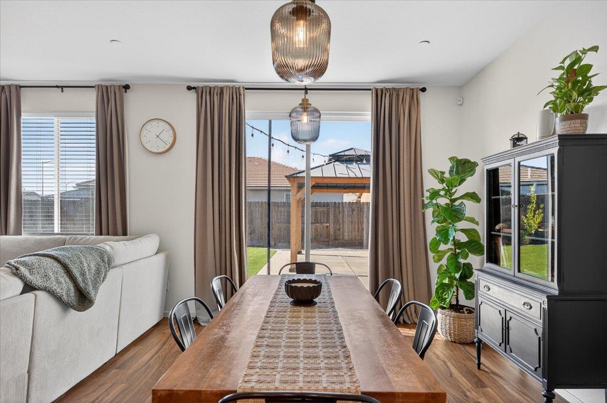 2119 North Applegate Avenue Fresno, CA 93737 - Photo 10 of 54