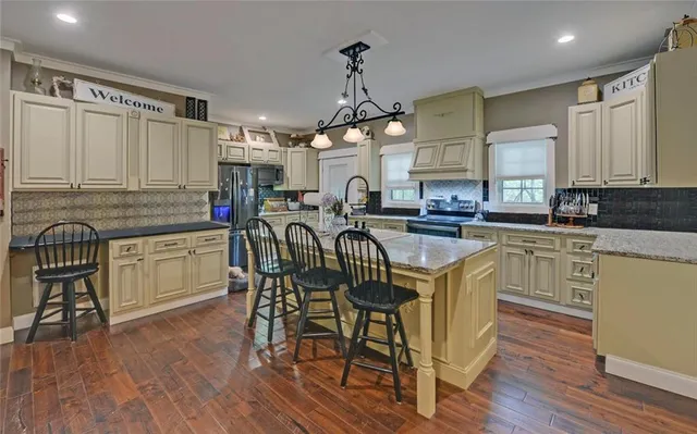 $999,000 | 1330 Mc Cannon-Morris Road, Colbert, GA 30628