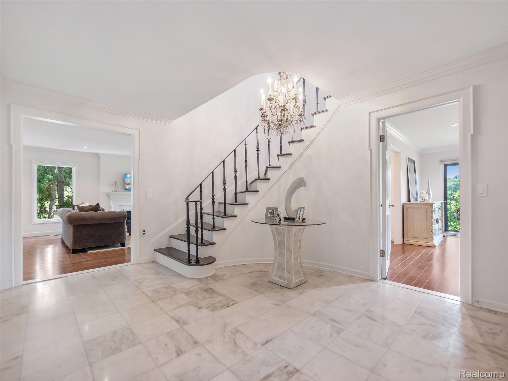 1853 Wingate Road Bloomfield Hills, MI 48302 - Photo 6 of 44 1400 pierceAugust 12, 202011.jpg