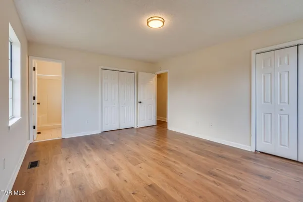 $374,999 | 100 Springview Drive, Johnson City, TN 37615