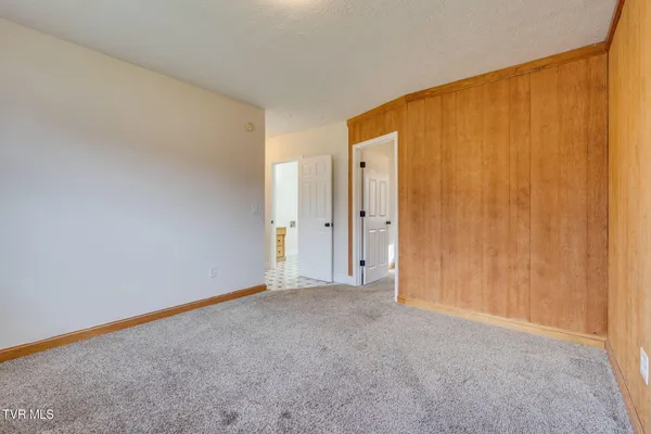 $374,999 | 100 Springview Drive, Johnson City, TN 37615