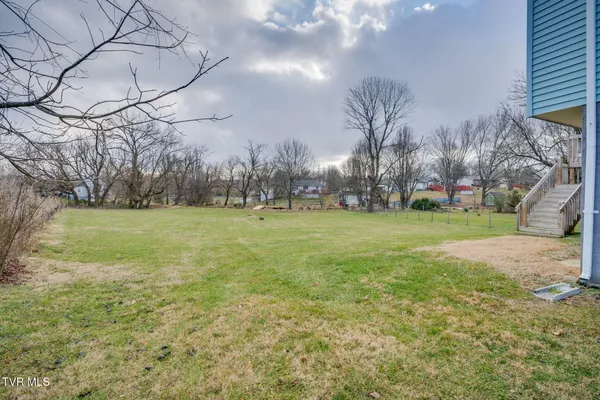 $374,999 | 100 Springview Drive, Johnson City, TN 37615