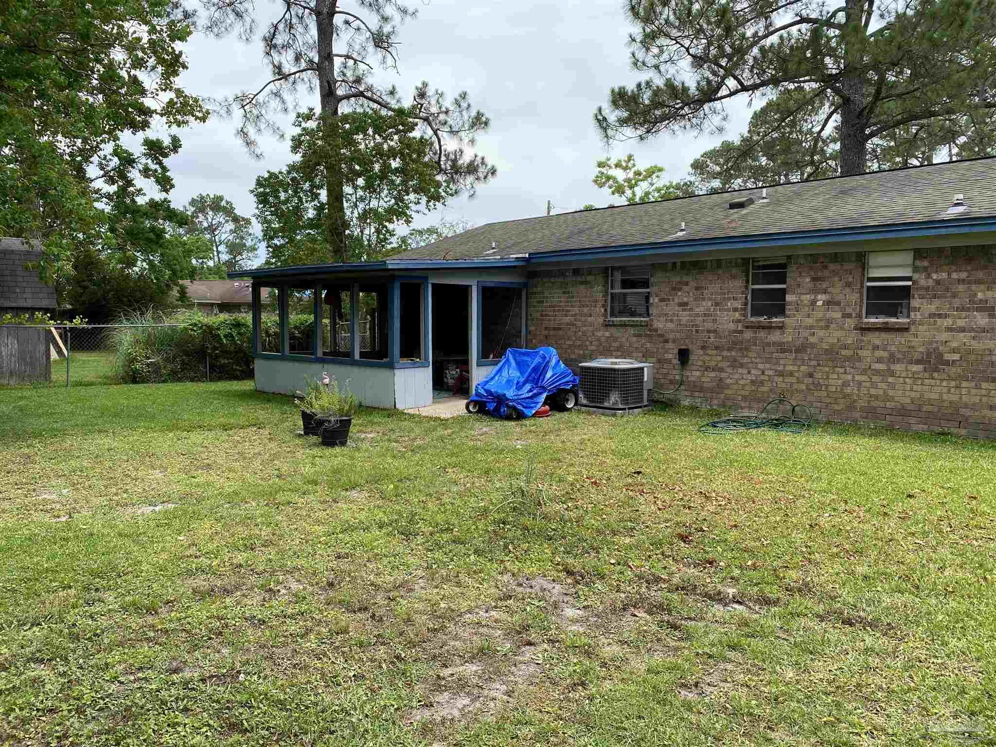 8215 Riviera Court Pensacola, FL 32506 - Photo 16 of 19