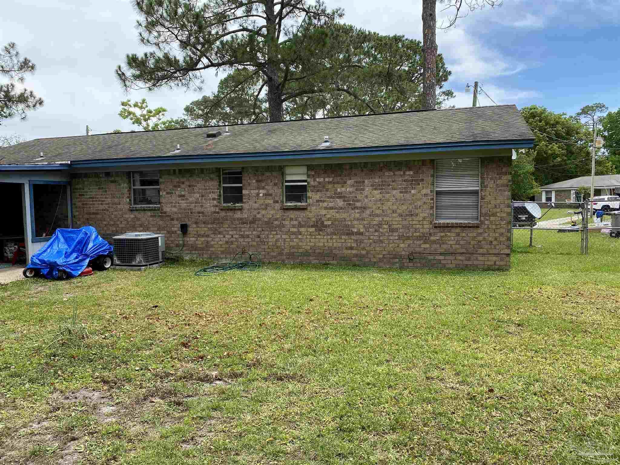 8215 Riviera Court Pensacola, FL 32506 - Photo 17 of 19