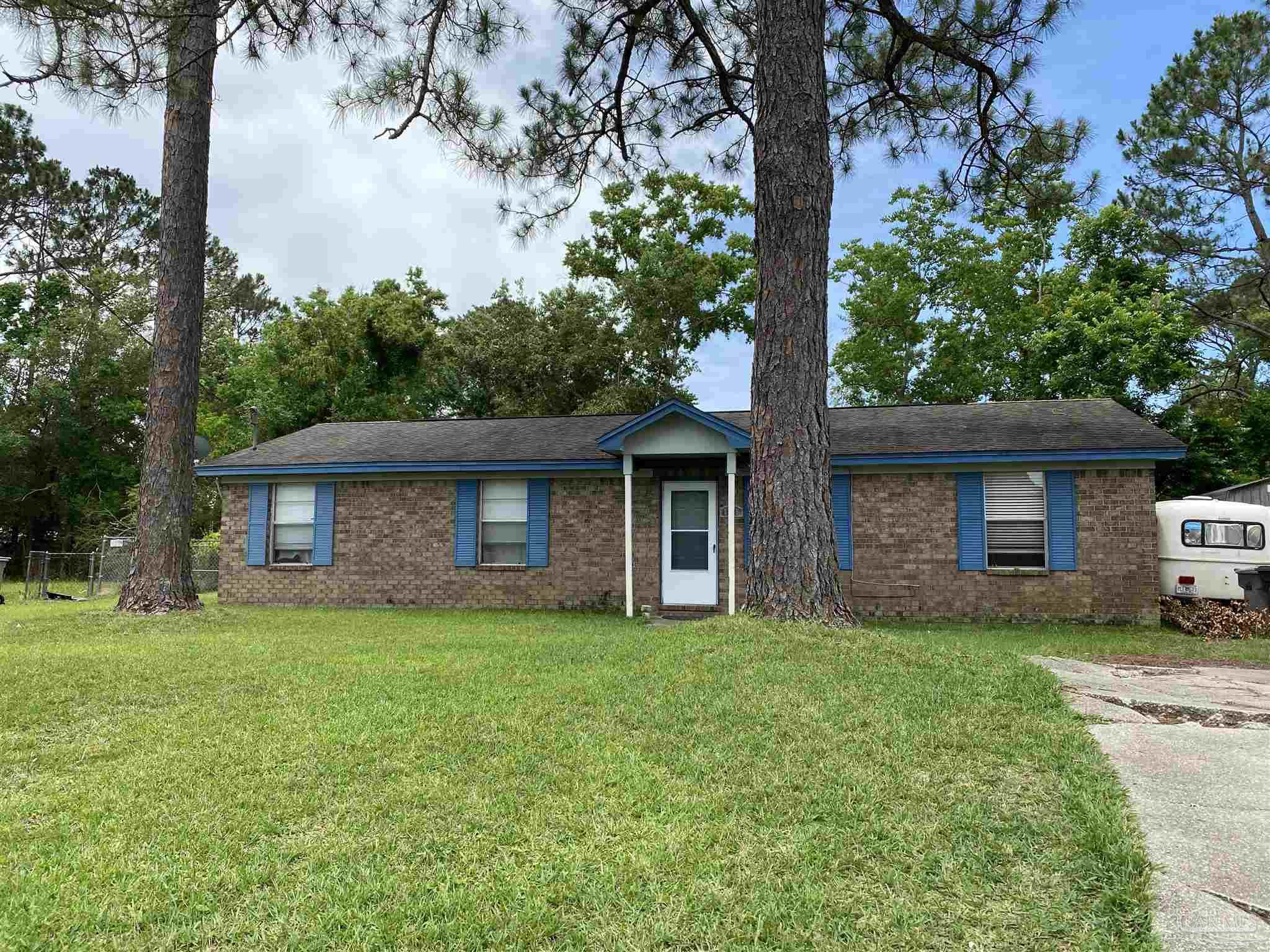 8215 Riviera Court Pensacola, FL 32506 - Photo 18 of 19