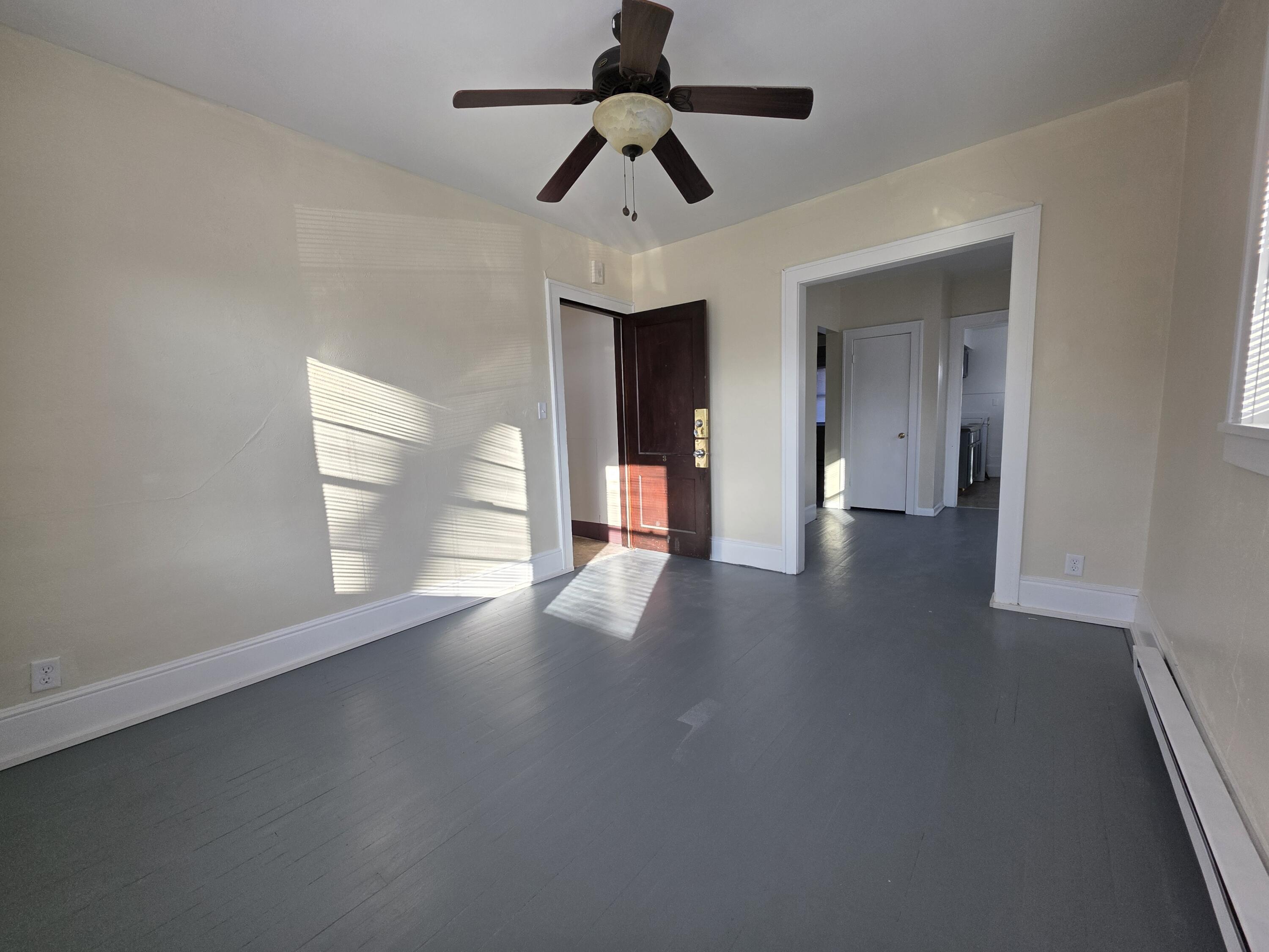 1515 Taylor Avenue, Unit 3 Racine, WI 53403 - Photo 6 of 17 Living Room