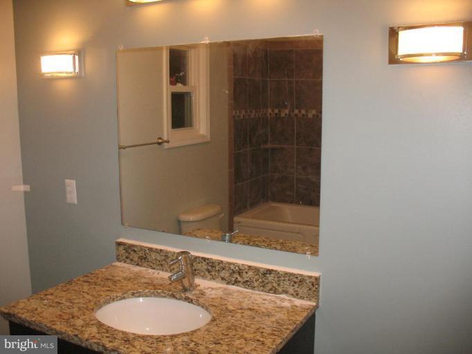 3450 Reisterstown Road Baltimore, MD 21215 - Photo 11 of 18 Master Bath
