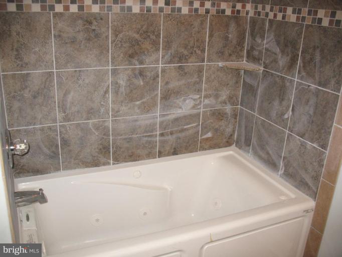 3450 Reisterstown Road Baltimore, MD 21215 - Photo 12 of 18 Master Bath #2